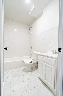 Rented by Compass | media 12