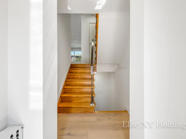 4469 Surf Avenue image 15 of 35