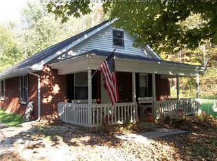 2641 Glenwood Rd, Milton, WV 25541
