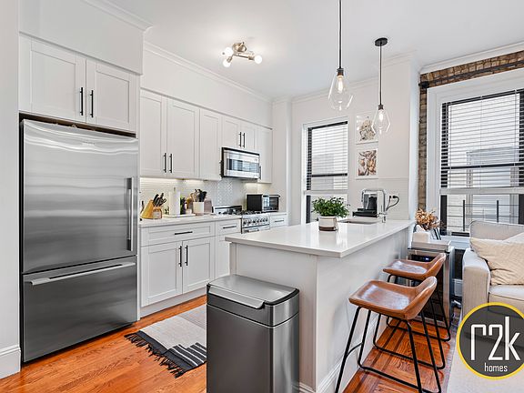 4th image of 2475 38th St #D6