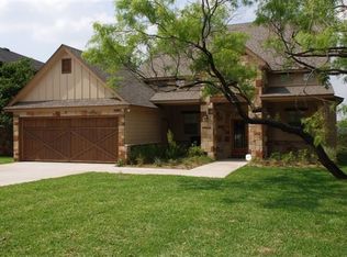 2810 River Ridge Ct, Granbury, TX 76048