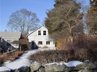 33 Porters Ln, Portsmouth, RI 02871