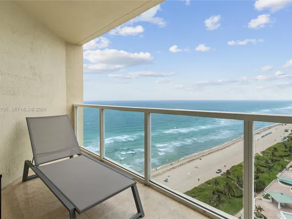 16699 Collins Ave, Sunny Isles Beach, FL