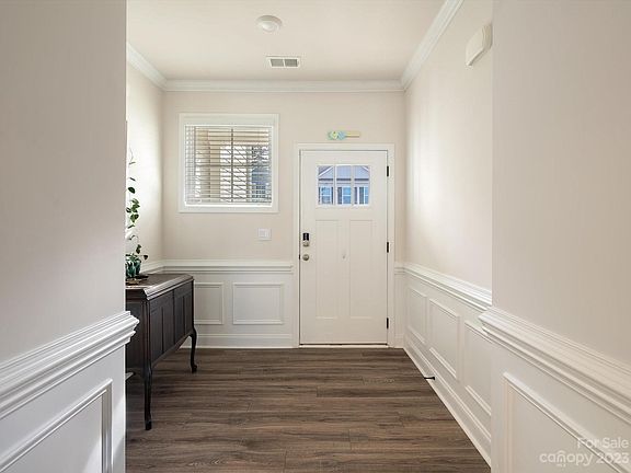 4th image of 4284 Plumeria Way
