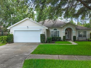 12057 Walkers Glen Ln N, Jacksonville, FL 32246