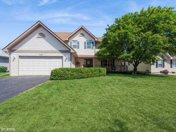 4705 Peacock Ln, Plainfield, IL 60586