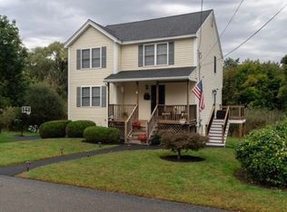 104 Thornton St, Lawrence, MA 01841