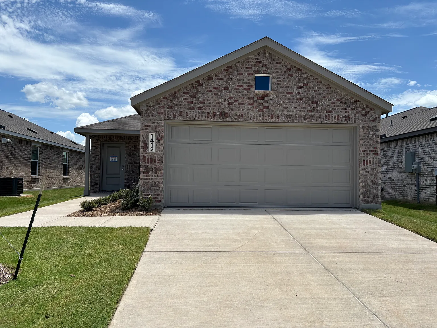 3 bed, 1461 sqft, $2,200 — Photo 1