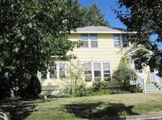 2321 E 8th St, Duluth, MN 55812