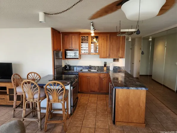 2115 Ala Wai Blvd APT 901, Honolulu, HI 96815
