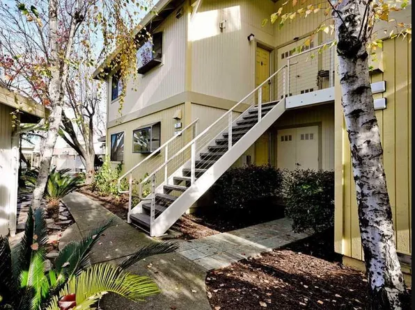 2827 Monument Blvd APT 2, Concord, CA 94520