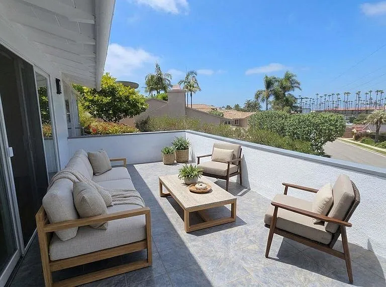 7920 Avenida Alamar — Photo 36