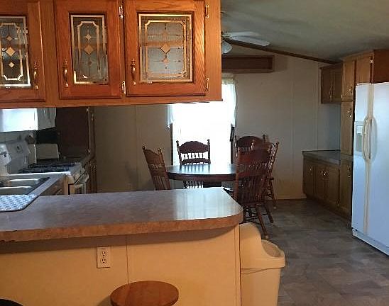4th image of 2614 Miller Dr