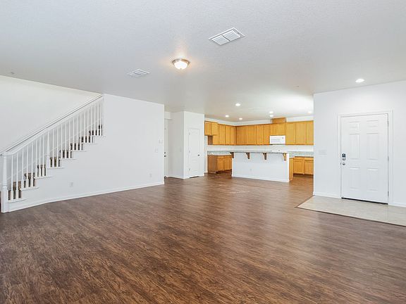 3rd image of 3301 N Park Dr Unit 914