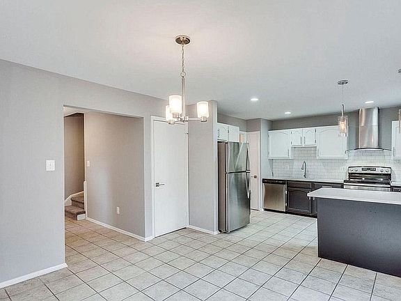 4th image of 3983 Wilcoxson Dr
