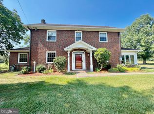 59 W Tomlin Station Rd, Mickleton, NJ 08056