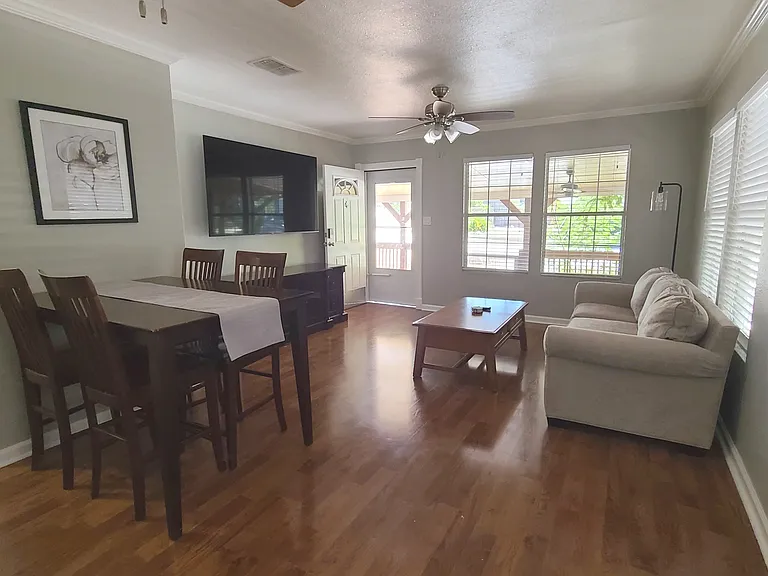2948 Eckert St — Photo 4