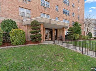 25 Jefferson St APT 4E, Hackensack, NJ 07601