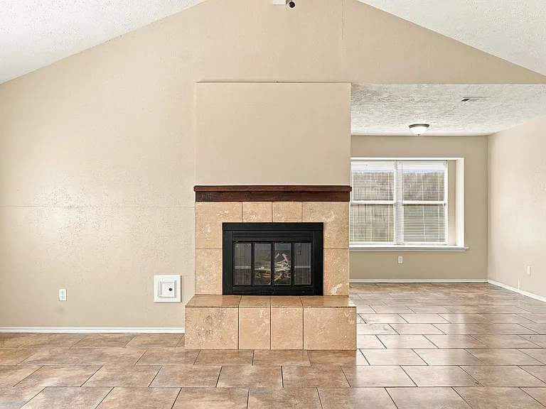 19315 Spanish Needle Dr — Photo 9