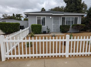 7871 Ronald Dr, Huntington Beach, CA 92647