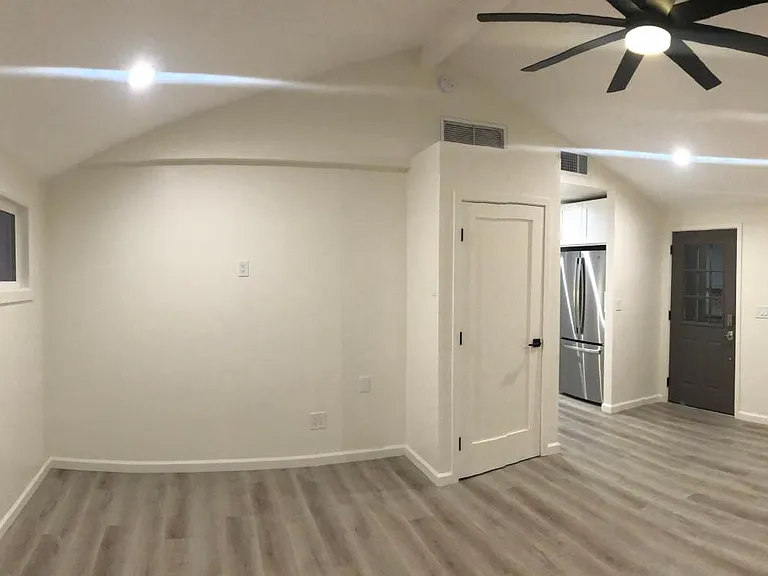 Spacious vaulted ceilings and custom lighting