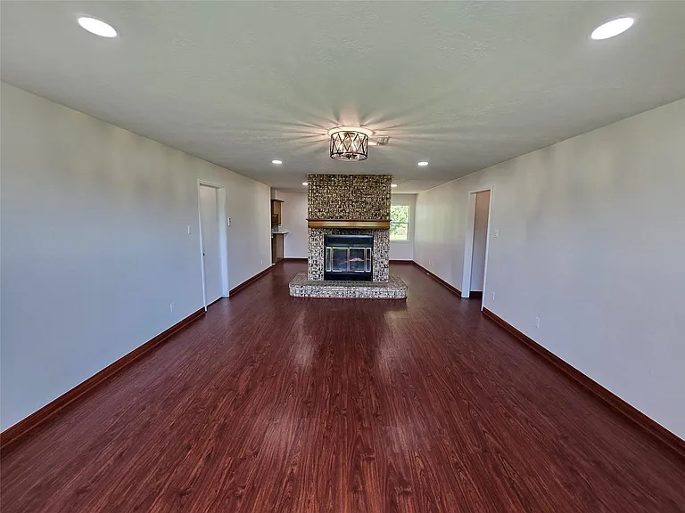 65 Paisano Ln — Photo 2