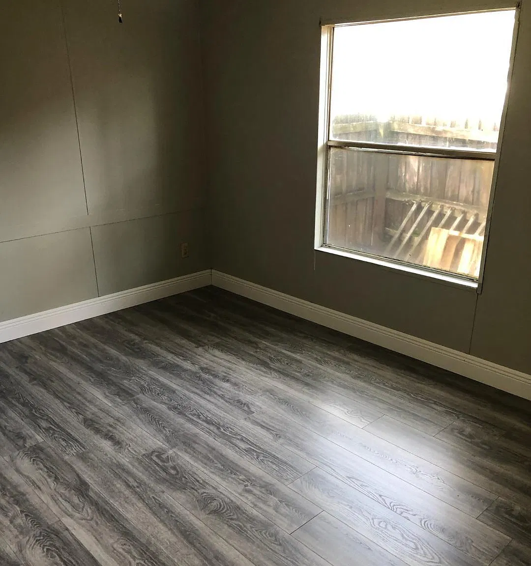 3 bed, 1104 sqft, $2,350 — Photo 3