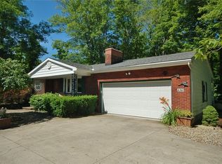 6361 Phillips Rice Rd, Cortland, OH 44410