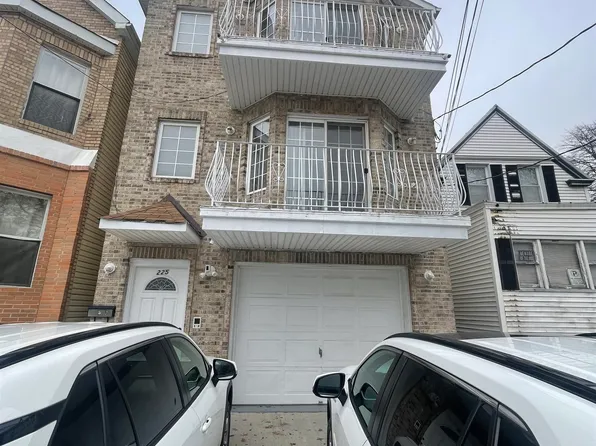 225 Belvidere Avenue image 18 of 18