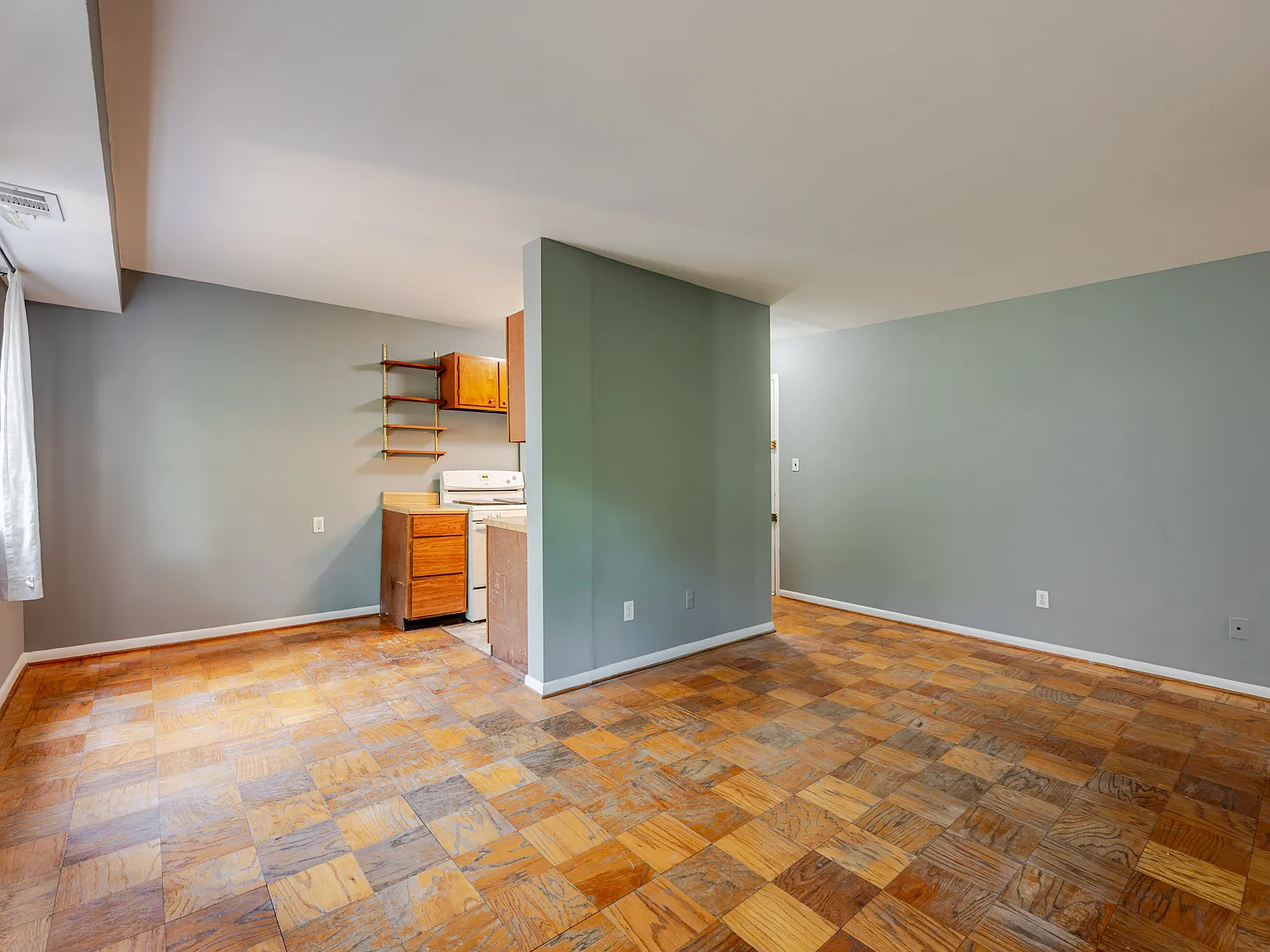 2 bed, $2,300 — Photo 4