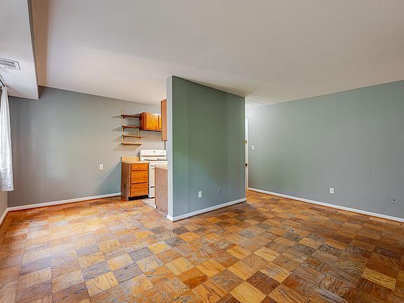4th image of 3433 Mount Pleasant St NW APT 302