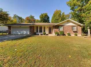 6305 Pinecrest Dr, Poplar Bluff, MO 63901