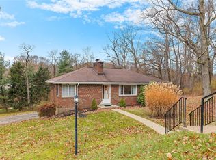 4055 Circle Dr, Allison Park, PA 15101