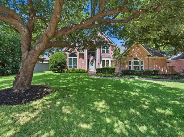210 Highland Oaks Cir, Southlake, TX 76092