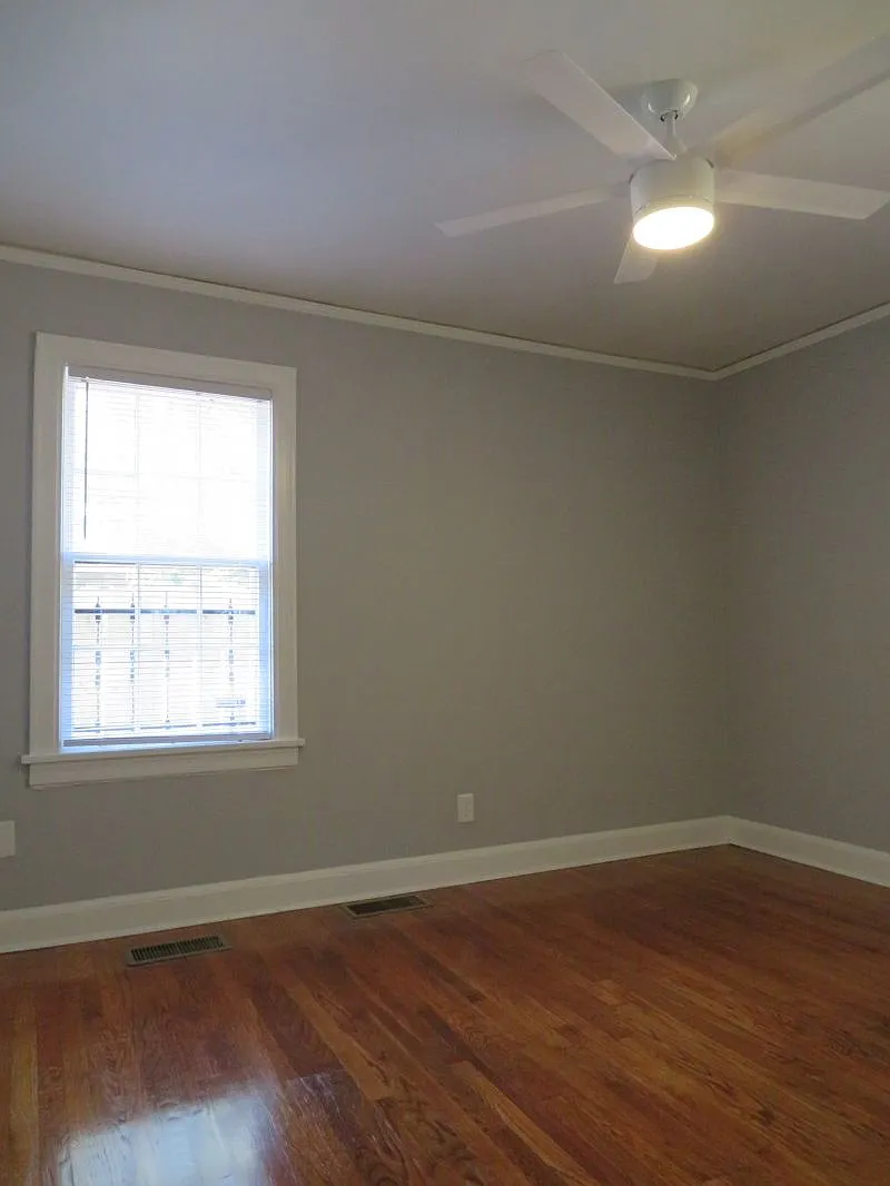 Building Photo - 1612 Netherwood Ave