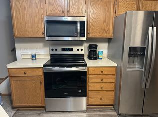 7675 Nicholas Way, Chanhassen, MN 55317