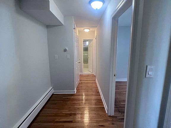 5th image of 4045 Dyre Ave #1