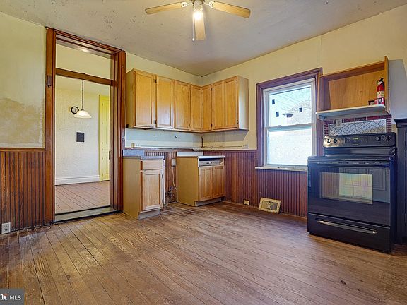 5th image of 5421 Buchanan Trl W