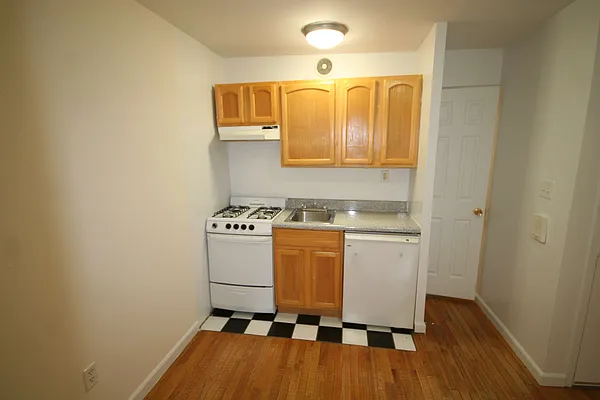 Rented by MetroNest | media 22