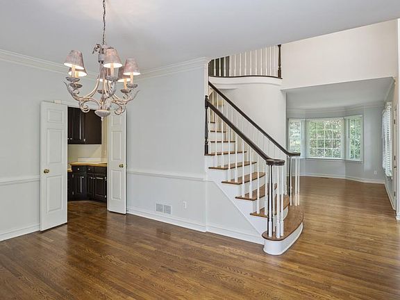 5th image of 4531 Forest Peak Cir