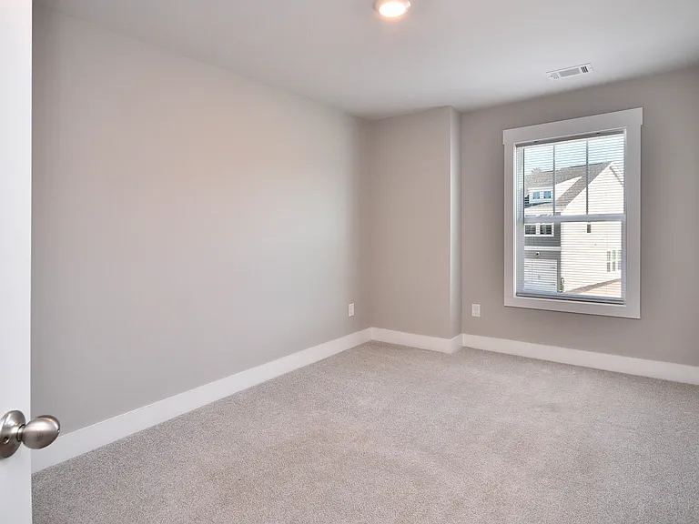 26 Starlake Rd — Photo 9