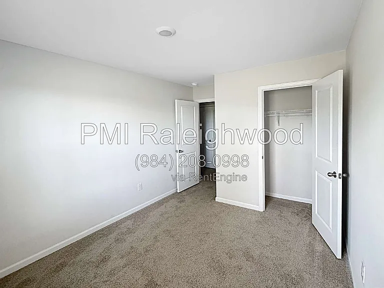 2301 Gracie Ln — Photo 16