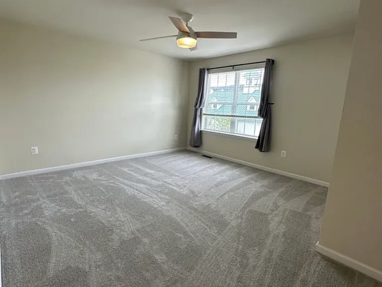 7154 Beaumont Pl — Photo 30