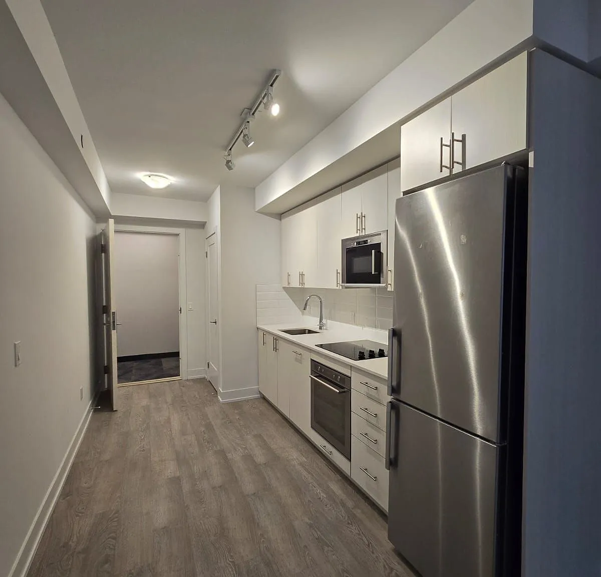 1 bed, $1,850 — Photo 3