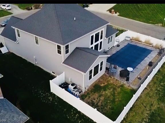 4th image of 24 Morningside Dr