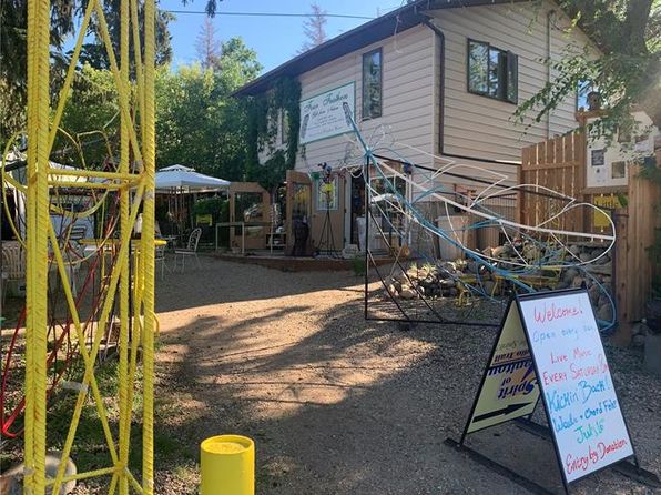 202-206 Elizabeth AVENUE, Manitou Beach, SK S0K 4T1