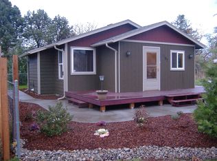 1197 W Vine St, Lebanon, OR 97355