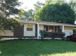 150 Saint Charles St, Florissant, MO 63031