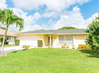 3847 Dogwood Ave, Palm Beach Gardens, FL 33410