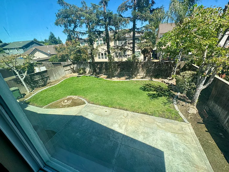 2321 Mountain Springs Dr — Photo 19